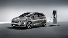 Электрическая подзарядка BMW Active Tourer Concept